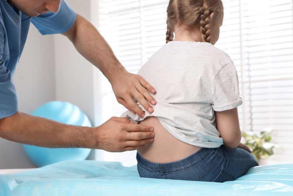 lumbar-scoliosis-a-comprehensive-guide-from-causes-to-care